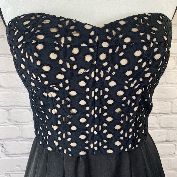 BCBG Max Azria Dress size 2 EUC - Picture 2 of 11